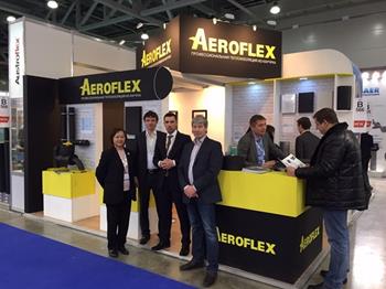 ดร.ภวัฒน์ วิทูรปกรณ์ CEO Eastern Polymer group และบจก.แอร์โรเฟลกซ์ เยี่ยมชมงานแสดงสินค้า AEROFLEX ประเทศรัสเซีย / Dr.Pawat Vitoorapakorn, CEO of Eastern Polymer Group and Aeroflex Co., Ltd.,  attended Aeroflex booth arranged by Aeroflex agent in Russia